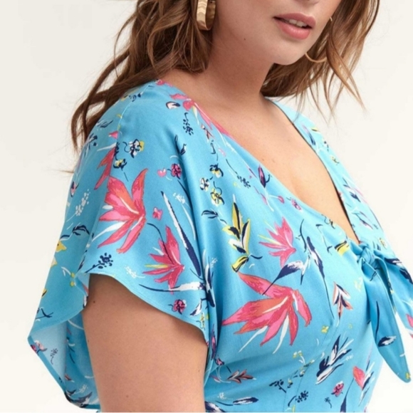 Super cute light and flowy pin up style dress - Picture 7 of 7